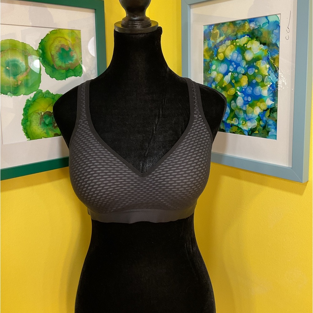 H&M Black Racer-Back Sports Bra Size Small - Picture 2 of 8